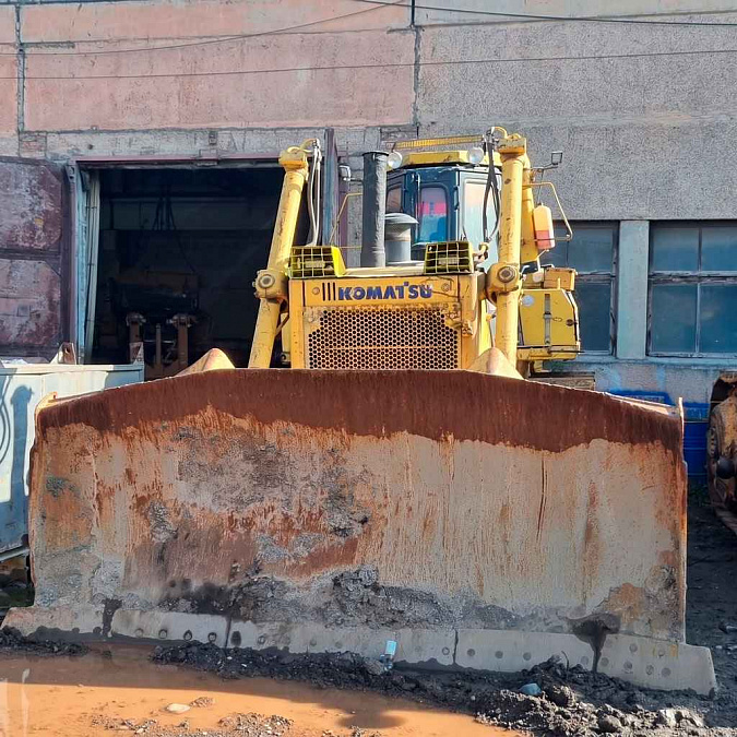 Бульдозер гусеничный Komatsu D155A-6